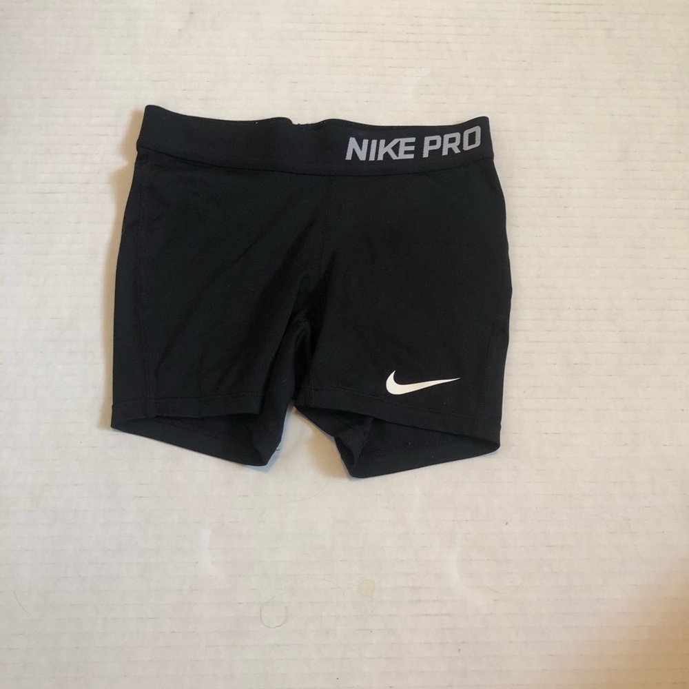 Nike pro training shorts